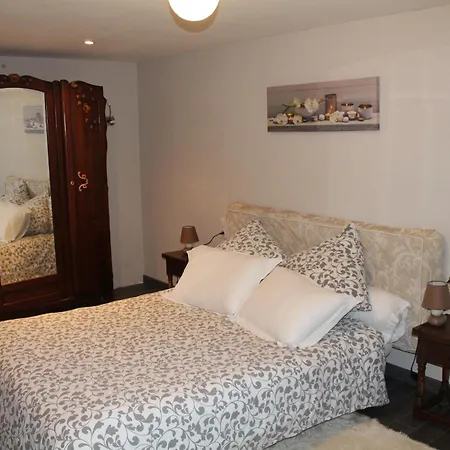 Frühstückspension Jomenisa 3*