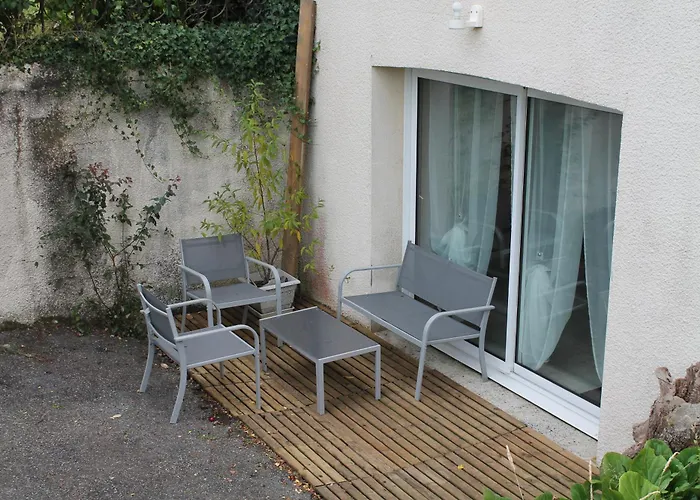 Jomenisa 住宿加早餐酒店 3*